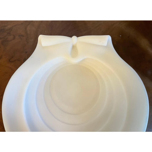 19th Century Antique 19th Century French Frosted White Opaline Glass Scallop Sea Shell Dish For Sale - Image 5 of 13