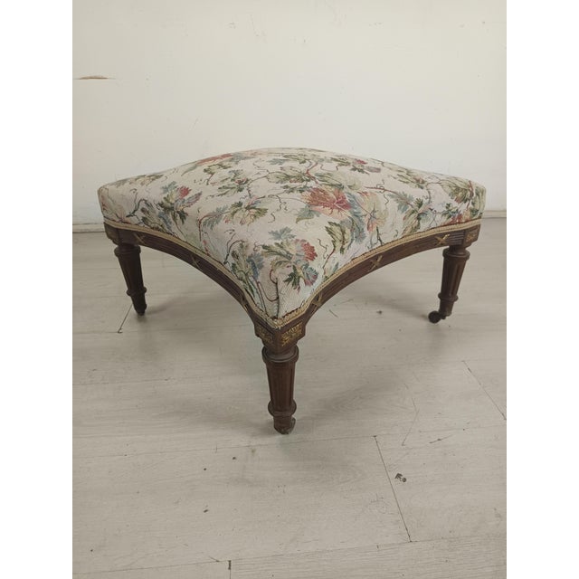 Louis XVI Ottoman in Walnut For Sale - Image 3 of 13