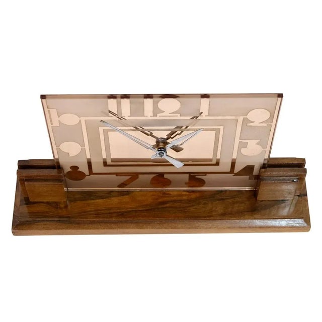 Art Deco Table Clock with Rosaline Glass and Numerals, 1930s, in Good conditions. Designed 1920 to 1949