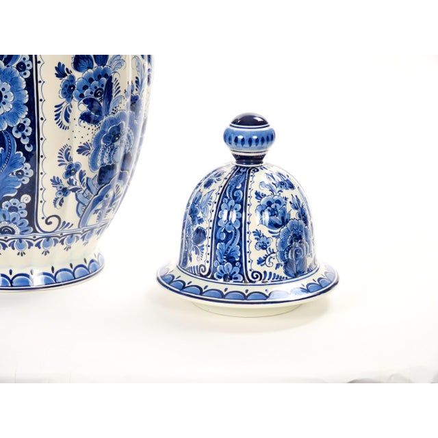 Large Antique Dutch Blue and White Delft Fluted Covered Jars, Circa 1880 For Sale - Image 10 of 17