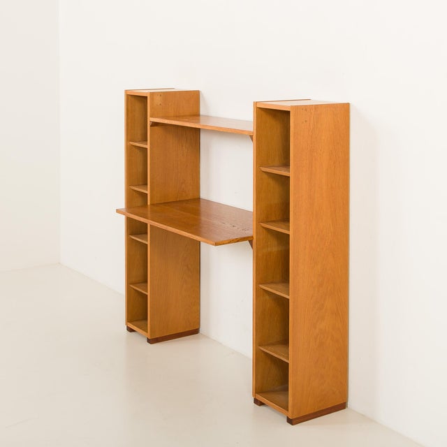 1970s Vintage Oak Desk from Hundevad & Co., Denmark, 1970s For Sale - Image 5 of 12