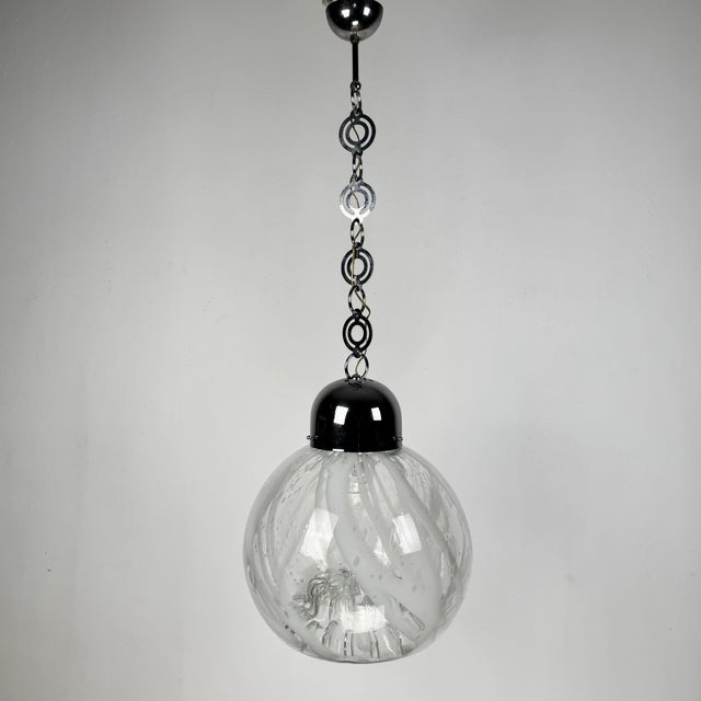 AVMazzega Mid-Century Modern Murano Globe Pendant Lamp attributed to Toni Zuccheri for Mazzega, Italy, 1970s For Sale - Image 4 of 11