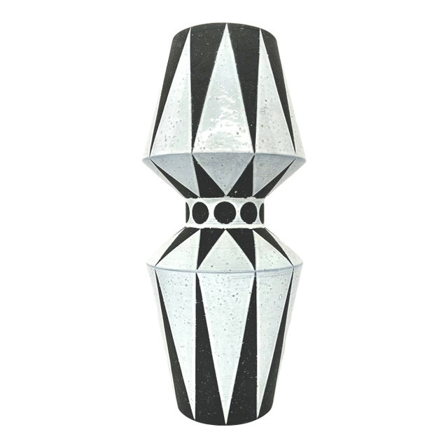 Jonathan Adler Palm Springs Diamonds Black Stoneware Vase With a Satin-Matte Ivory Glaze For Sale
