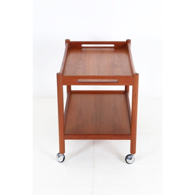 Andreas Tuck Danish AT-45 Serving Trolley in Teak by Hans J. Wegner for Andreas Tuck, 1960s For Sale - Image 4 of 15