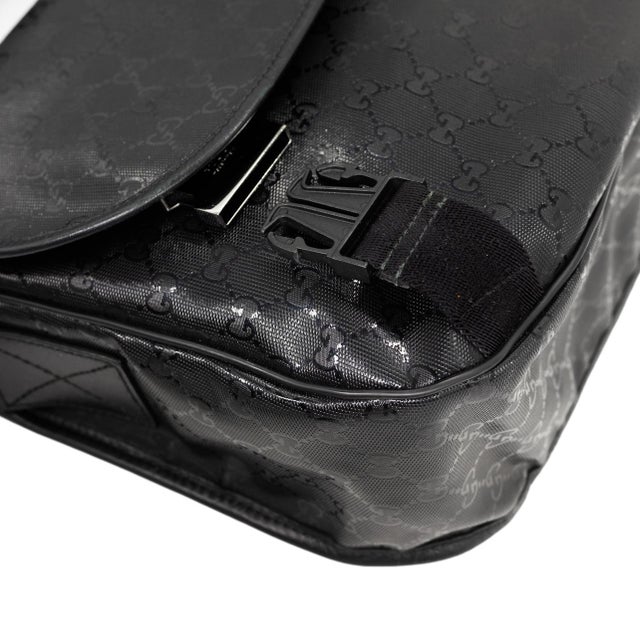 Metal Gucci Glazed Black Gg Supreme Canvas Medium Crossbody Unisex Messenger Bag For Sale - Image 7 of 11