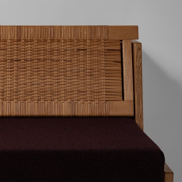 Model GE258 Oak and Cane Sofa Bed by Hans J. Wegner for Getama, Denmark, 1954 For Sale - Image 9 of 18