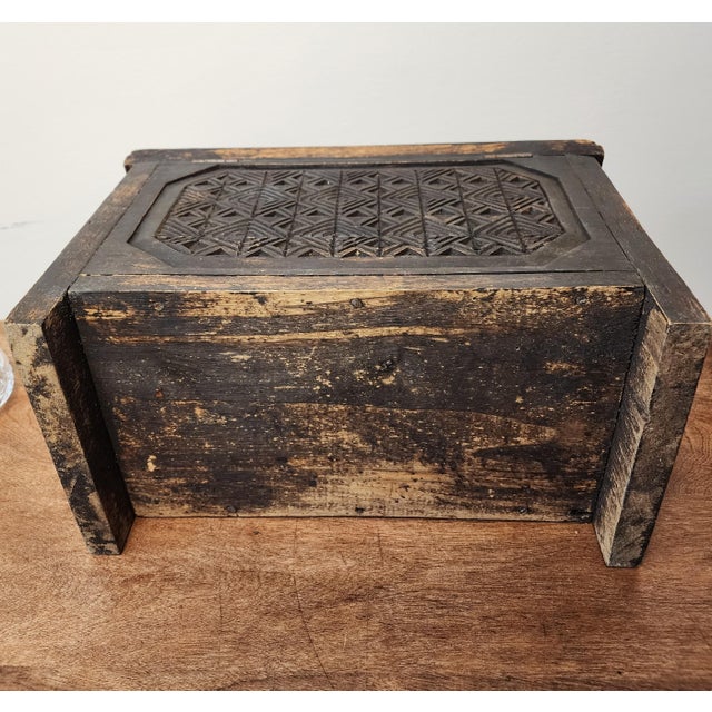 Ebony Antique Primitive Geometric Chip-Carved Tramp Art Box, Circa 1900 For Sale - Image 8 of 10