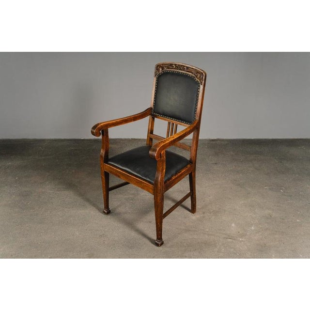Art Nouveau Armchair in Oak and Leather For Sale - Image 3 of 17