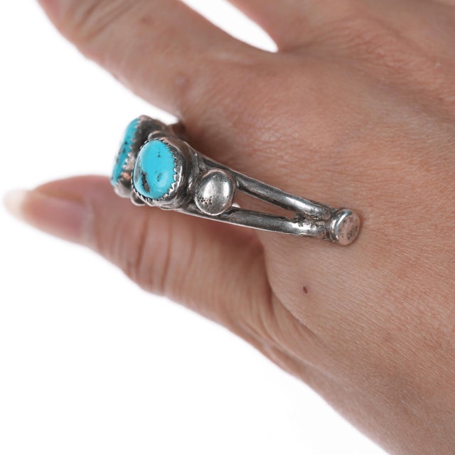 1960s 5.25" Vintage Navajo silver and turquoise row cuff For Sale - Image 5 of 10
