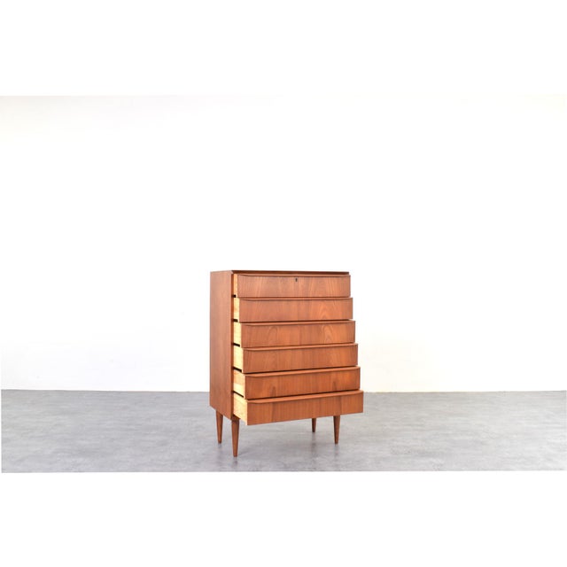 Mid-Century Modern Danish Teak Chest of Drawers, 1960s For Sale - Image 4 of 17