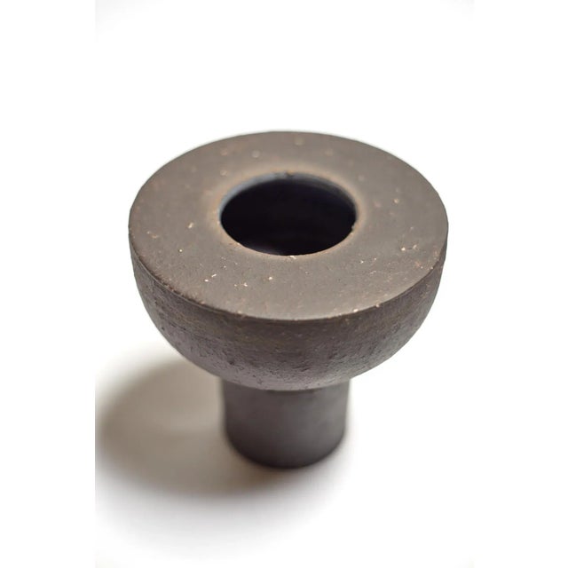 Featured in The 2020 San Francisco Decorator Showcase — Eric Vander Molen Minimal Charcoal Ceramic Vessel For Sale - Image 4 of 6