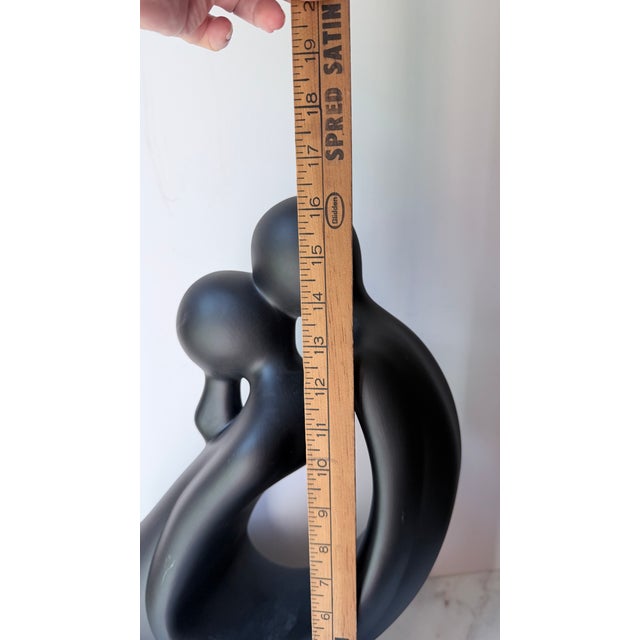 2000 - 2009 Portugal Ceramic Abstract Modern Sculpture Kissing Lovers For Sale - Image 5 of 11