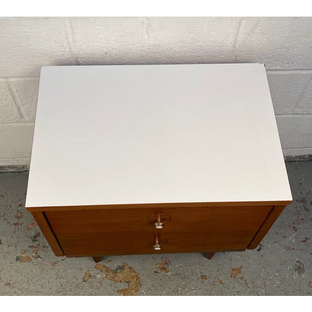 Mid-Century Modern White Top Nightstand For Sale - Image 4 of 11
