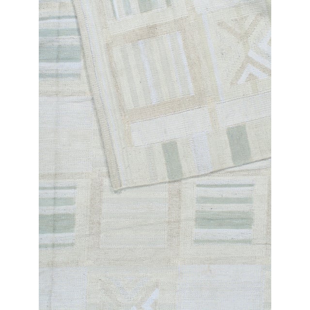 Swedish Style Kilim Deco Rug 11ft 7in X 14ft 9in For Sale - Image 4 of 8