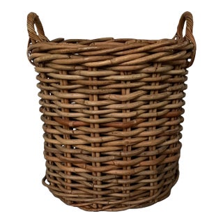 Large English Woven Wicker Log or Kindling Basket for the Fireplace Hearth For Sale