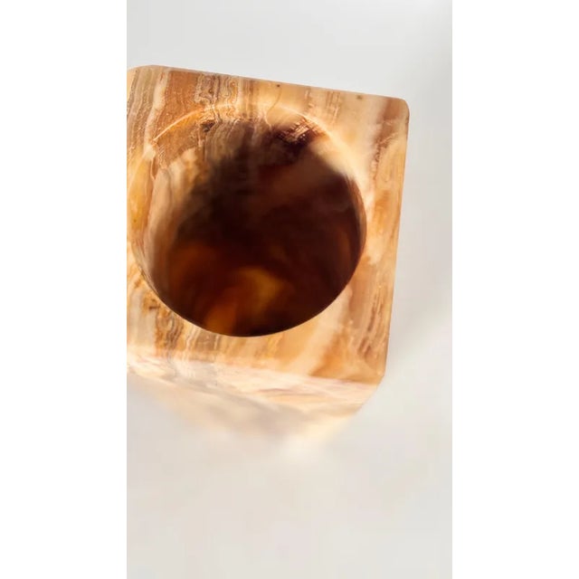 Large Italian Onyx Vase, 1970s For Sale - Image 6 of 8