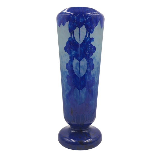 1920s Charder Art Deco Camafeo Vase by Le Verre Français in Vidrio Azul - 32 Cm For Sale - Image 11 of 16