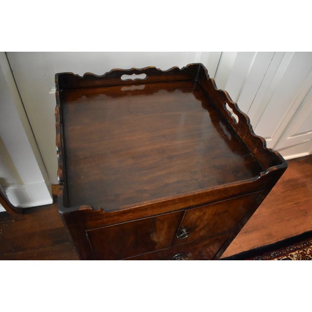 18th Century Georgian Wash Stand in Mahogany For Sale - Image 4 of 6