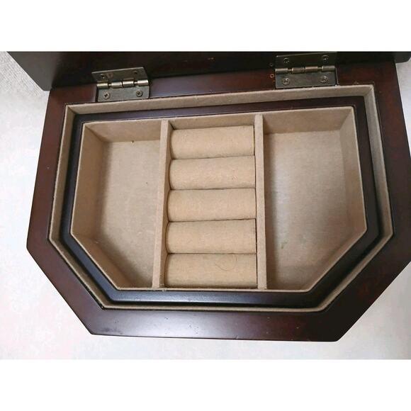 Rare the Bombay Company Octaganal Wood Jewelry Box Removeable Tray Nostalgia VNT For Sale - Image 16 of 17