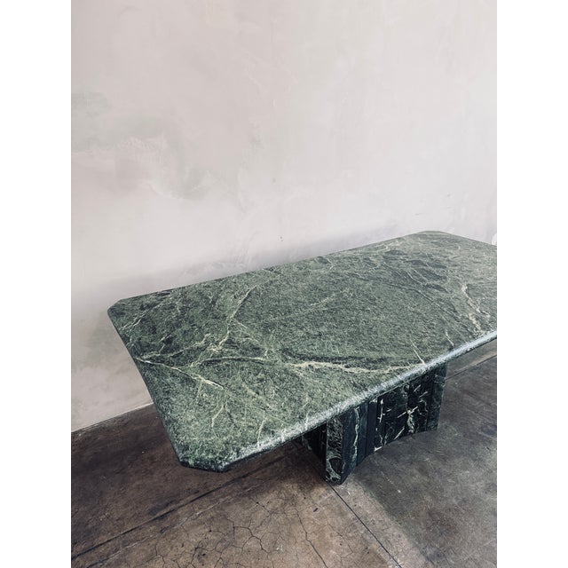 Postmodern 1970s Postmodern Green Marble Dining Table With Fluted Base For Sale - Image 3 of 14