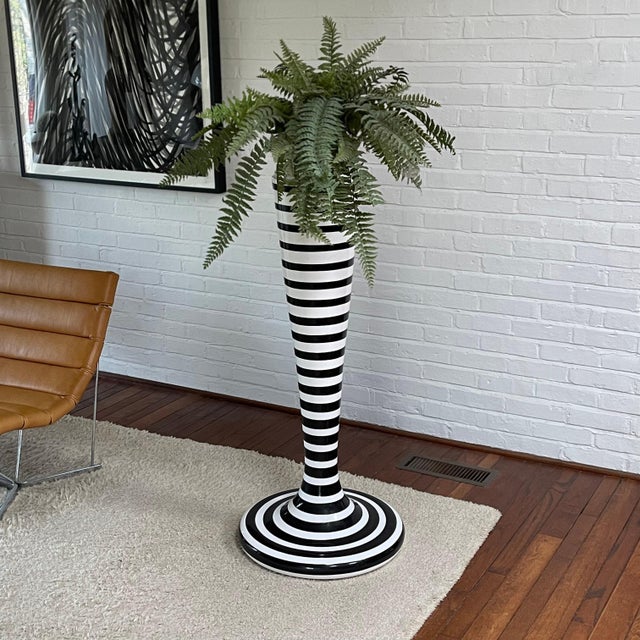 Rare Guido Venturini "Lingam" Vase/Sculpture by Alessi For Sale - Image 11 of 13