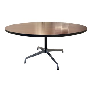 1980s Herman Miller Eames Round Dining Table For Sale