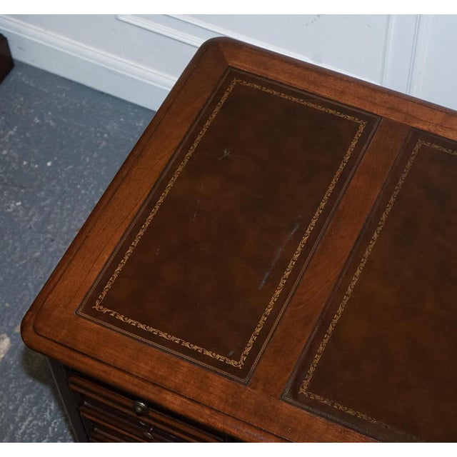 Vintage Hekman Usa Twin Pedestal Desk with Brown Leather Top Brass Handles For Sale - Image 16 of 18