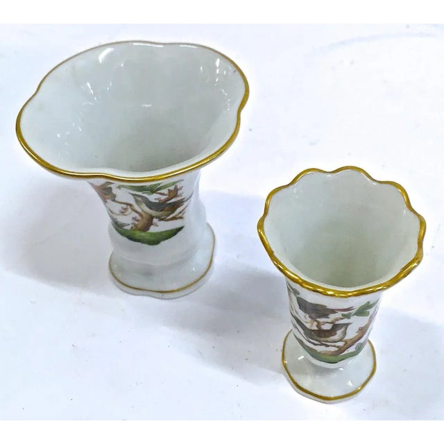 Illustration Vintage Herend Wild Bird/Butterfly Bud Vases, Pr For Sale - Image 3 of 9