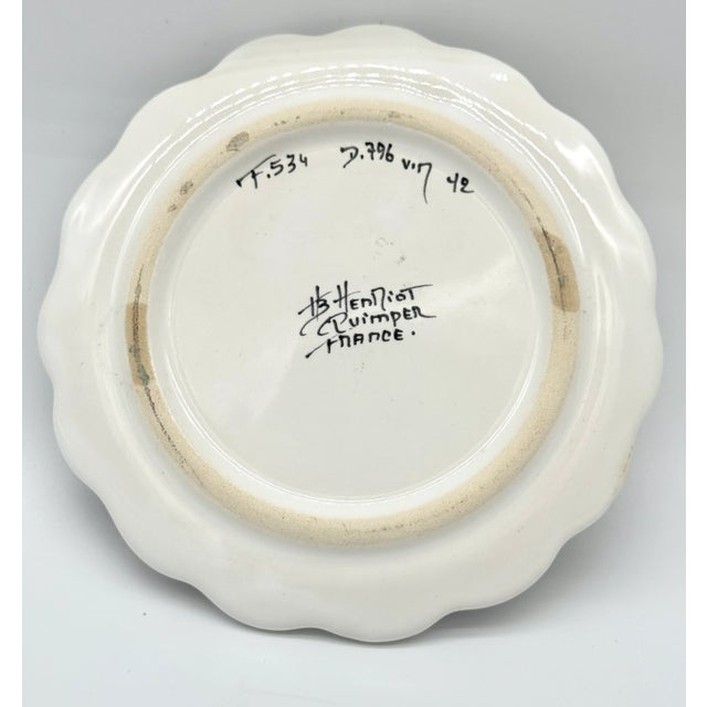 Pair of Small Scalloped Henriot Quimper Faience Dishes For Sale - Image 4 of 5