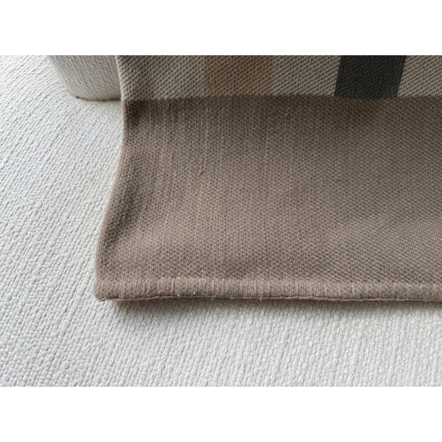 Hermès Avalon 100% Cashmere Throw Blanket For Sale - Image 9 of 10