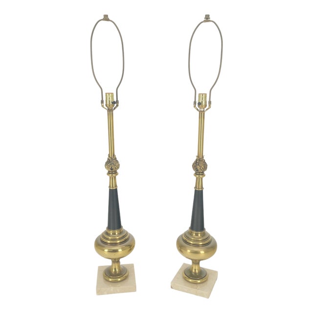 Pair of Mid Century Modern Brass Vase Shape Table Lamps Stiffel MINT! For Sale