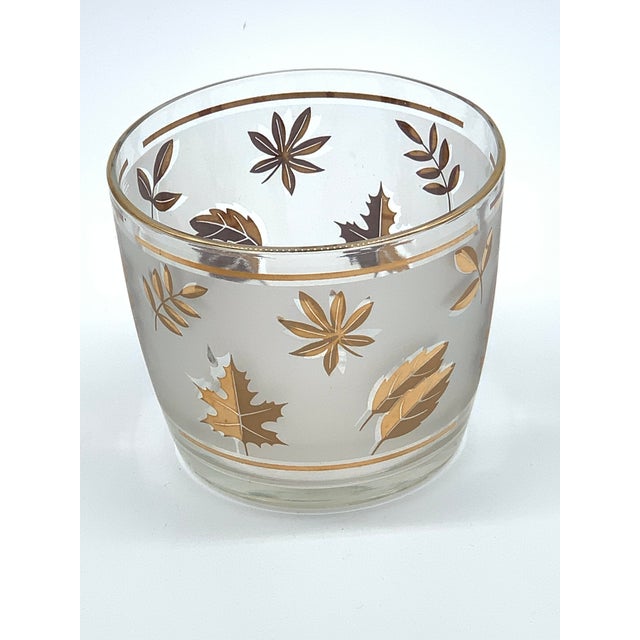 Mid-Century Modern 1960s Libbey Golden Foliage Drink Carrier, Ice Bucket and 8 Glasses For Sale - Image 3 of 6