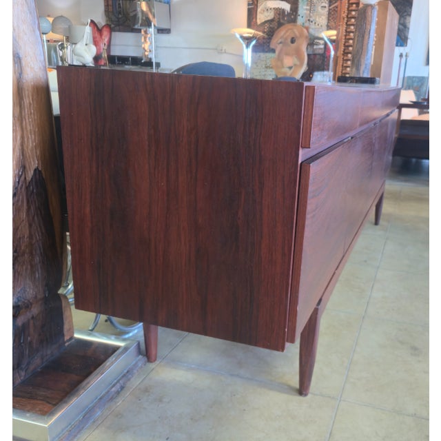 1960s Kofod Larsen for Faarup Møbelfabrik Mid Century Danish Rosewood Credenza For Sale - Image 5 of 12
