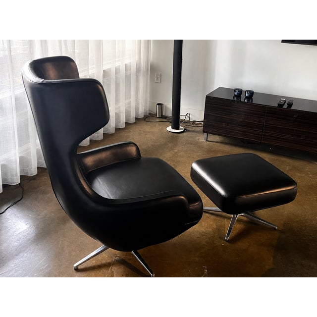Cantoni Cantoni Leather Recliner Lounge Chair and Ottoman Set in Genuine Top-Grain Leather With Stainless Steel Swivel Base For Sale - Image 4 of 12