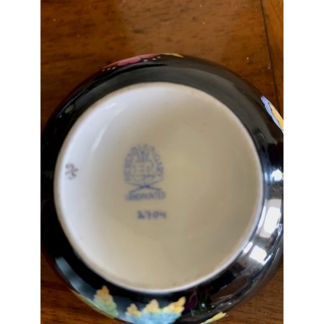 Traditional Herend Black Queen Victoria Pattern Teacups and Saucers- 8 pcs For Sale - Image 3 of 5