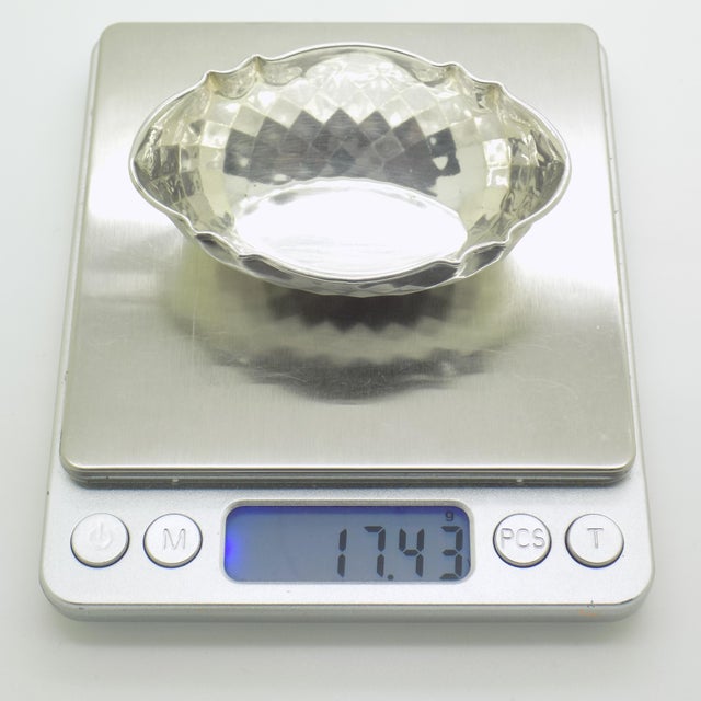 Silver Vintage Italian Genuine Silver 800 Diamond Pattern Mini Bowl Coin Tray, Brescia, 1970s For Sale - Image 8 of 11