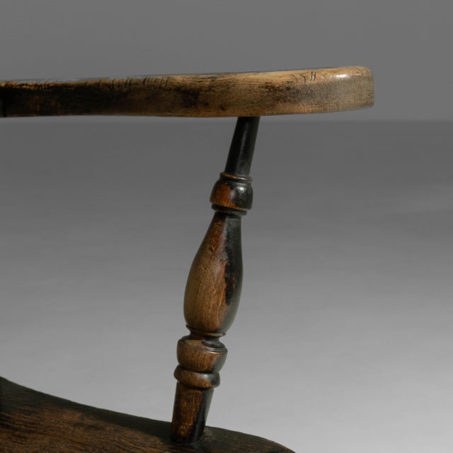 19th Century English Windsor Spindle-Back Armchair In Original Patina For Sale - Image 12 of 18