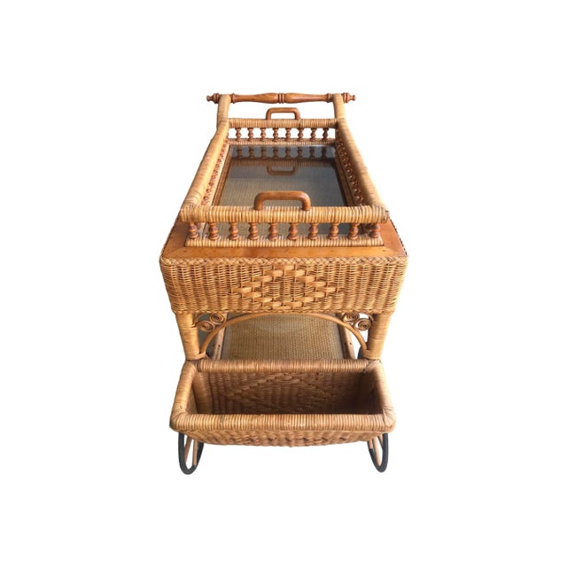 1900 - 1909 Rare Early 1900’s Heywood Wakefield Rattan & Cane Serving Tea Bar Cart For Sale - Image 5 of 12