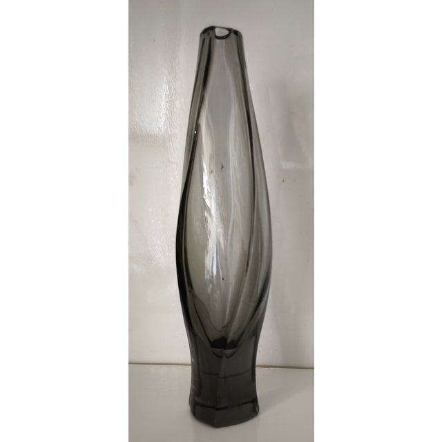 1950s Smoked Glass Vase by Alois Gangkofner for Hessenglaswerke, 1953 For Sale - Image 5 of 5