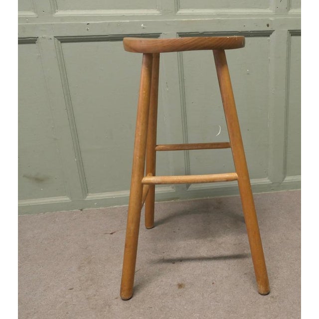 Tall Beech and Elm Farmhouse Kitchen Stools, 1960, Set of 2 For Sale - Image 4 of 7