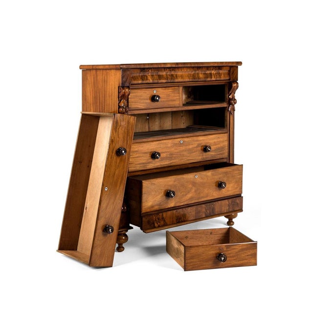 Scottish Chest of Drawers in Flamed Mahogany For Sale - Image 6 of 18