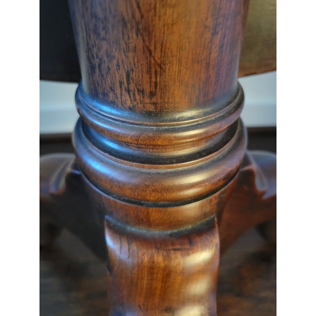 1770s English Georgian Tilt Top Round Pedestal Table For Sale - Image 14 of 16