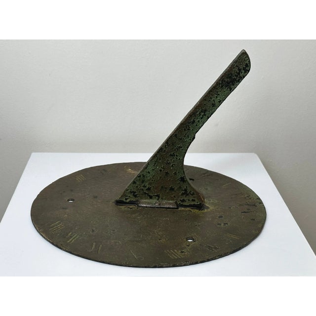 Early 19th Century English Georgian Bronze Round Sundial Top With Gnomon Outdoor Garden Ornament With Verdig For Sale - Image 11 of 11