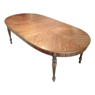Thomasville French Regency Louis XVI Walnut and Chestnut Extension Dining Table, Circa 1960s For Sale