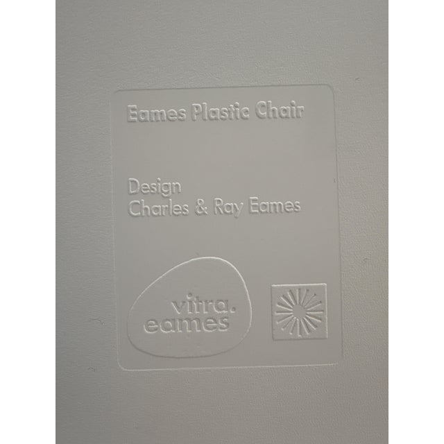White DSR Chairs by Charles & Ray Eames for Vitra, 2012, Set of 6 For Sale - Image 12 of 13