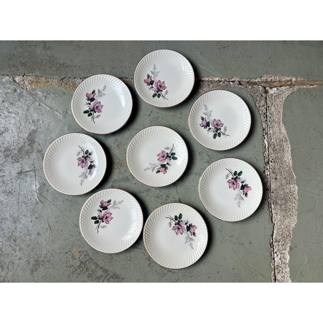1950s Vintage Bohemian Porcelain Plates from Gien, 1950s, Set of 8 For Sale - Image 5 of 5