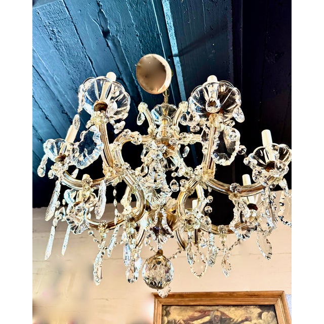 Contemporary Mid 20th Century Maria Teresa Chandelier in Hand-Blown Murano Glass, 8-Light For Sale - Image 3 of 7