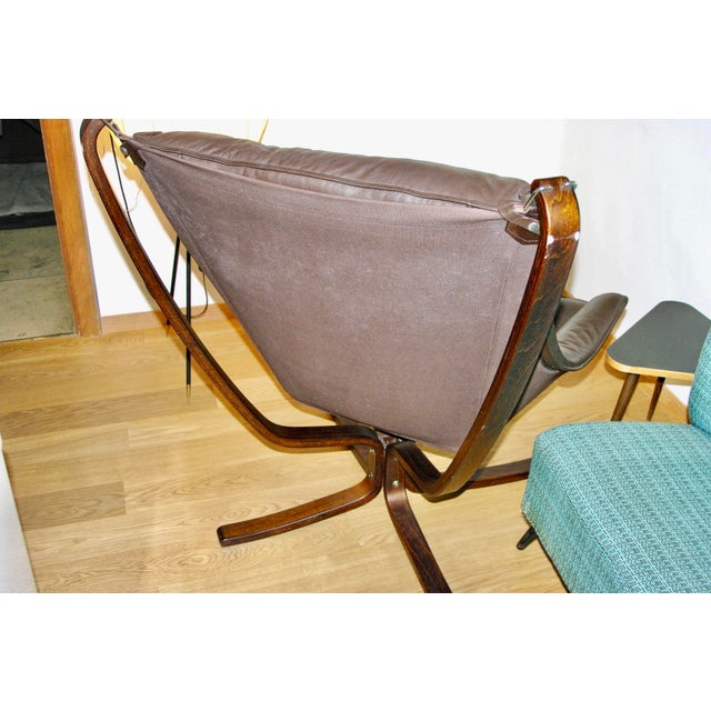 1970s Set of Norwegian Falcon Armchair and Ottoman by Sigurd Ressel for Vatne Mobler, 1970s For Sale - Image 5 of 18