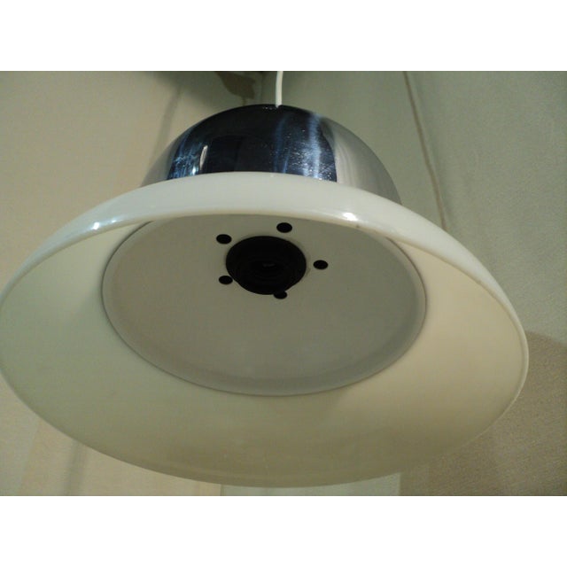 1970s Italian Acrylic Glass and Steel Pendant Lamp from Guzzini, 1970s For Sale - Image 5 of 11