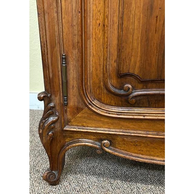 Stunning Antique Hand Carved French Walnut Hutch c.1890s For Sale - Image 4 of 12